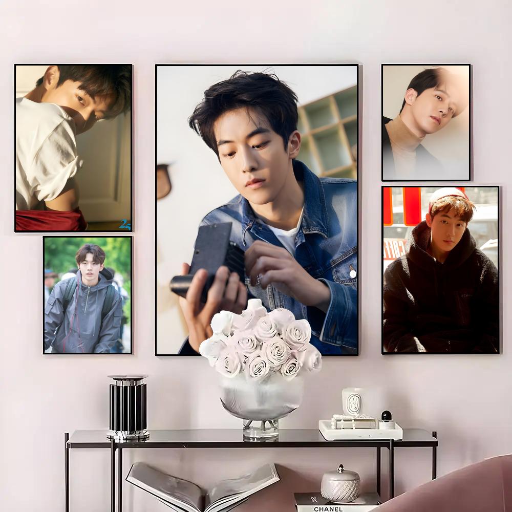 Male Star N_nam J_joo Hyuk Pos - Home Bar And Theater recension och pris